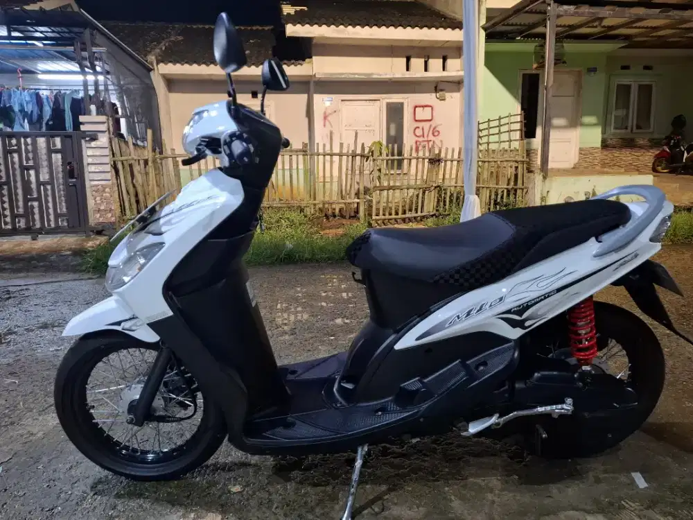 Dijual Motor ganteng Mio Smile 2011