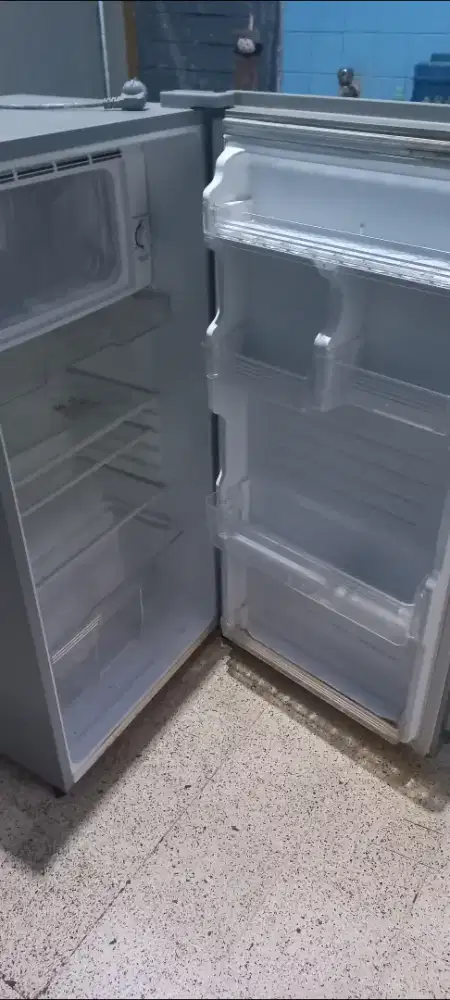 Kulkas kondsi ISTIMEWA