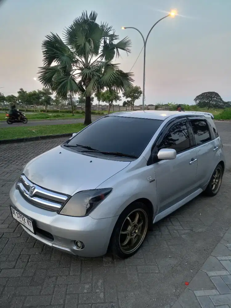 Toyota ist cbu.