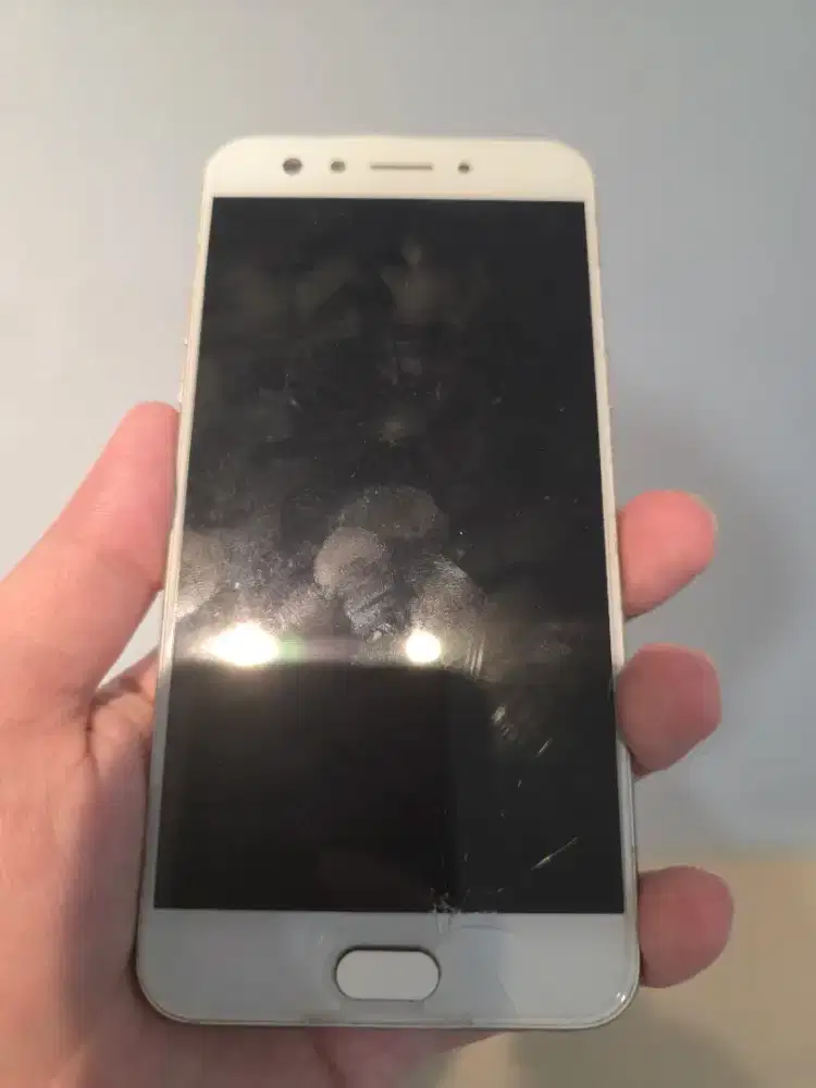 HP Rusak Oppo F3