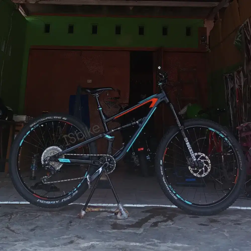 Sepeda Polygon Siskiu T8