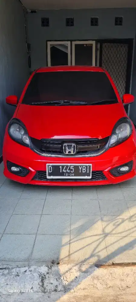 HONDA BRIO SATYA E CVT 2016, MERAH GLOSSY