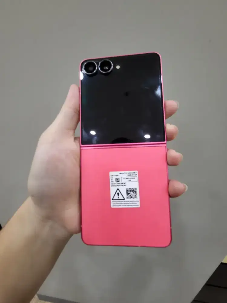 Galaxy ZFlip 7 12/512GB termurah