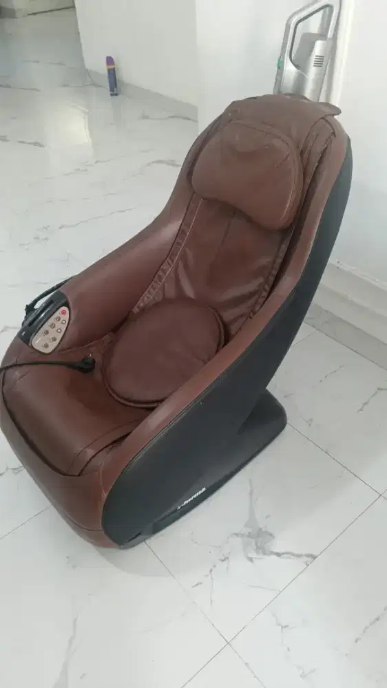 Kursi pijat Informa