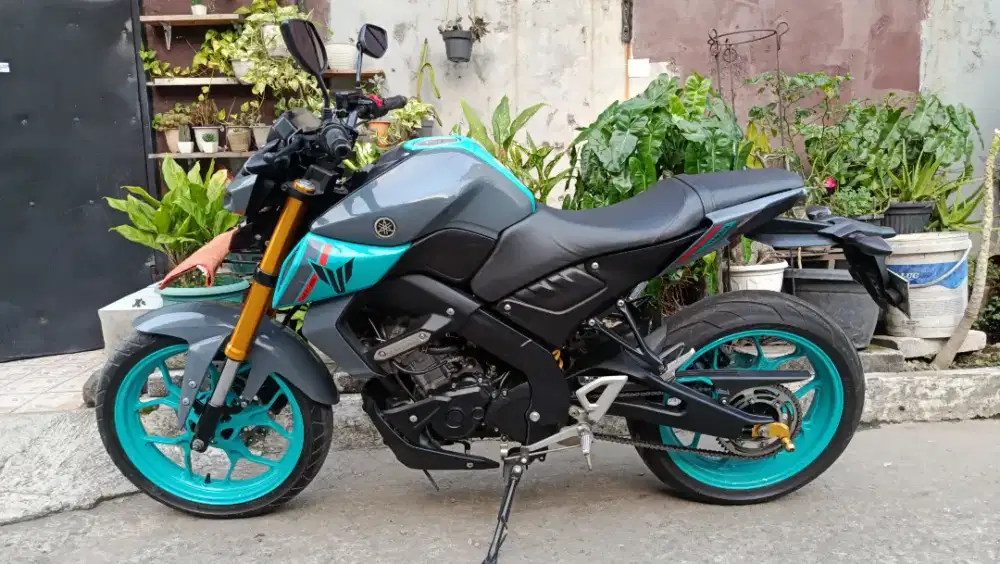 Yamaha MT15 MT-15 2022 Metallic Dark Grey Pajak ON Surat lengkap