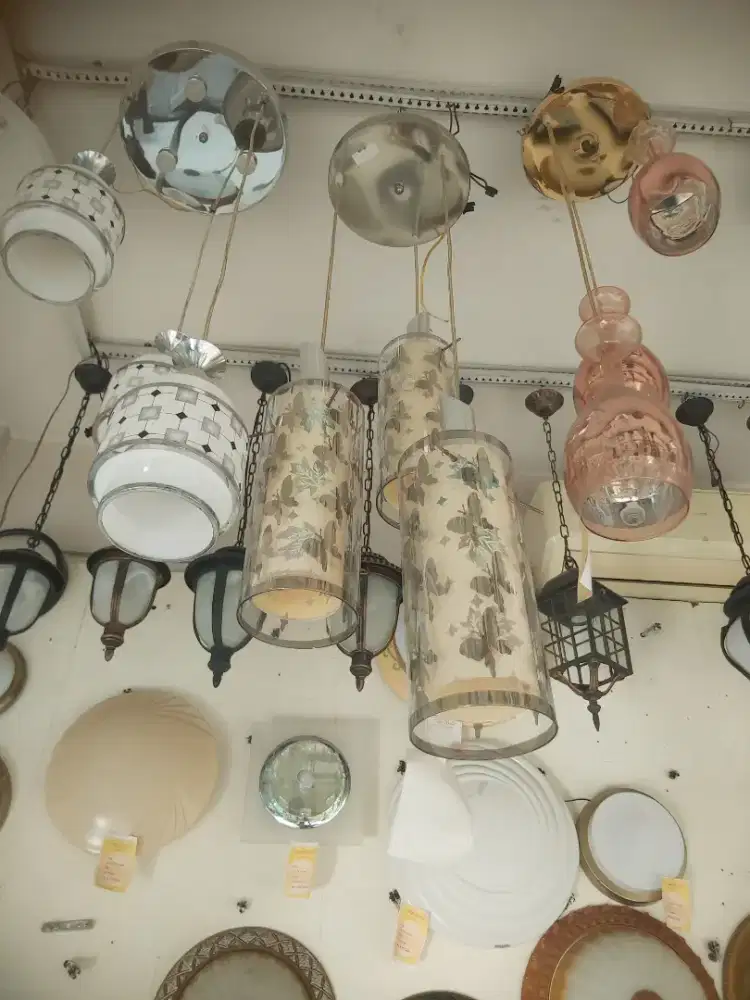 LAMPU HIAS MINIMALIS