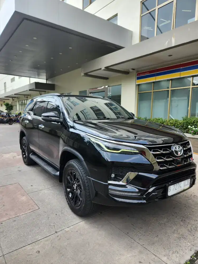 TOYOTA FORTUNER.  2.8. GR. 23