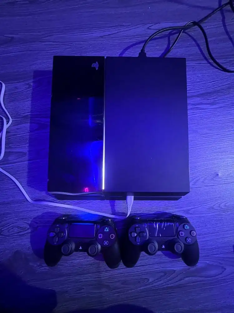 Ps 4 fat 500gb bekas