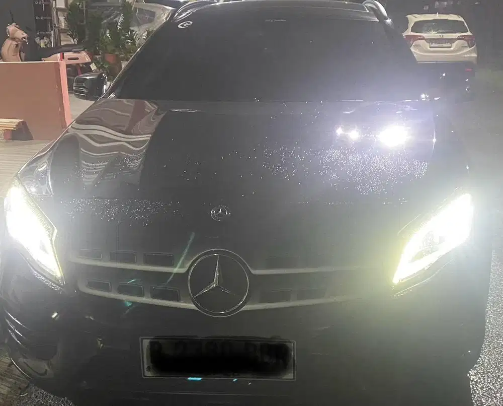 Dijual GLA 200 tahun 2018