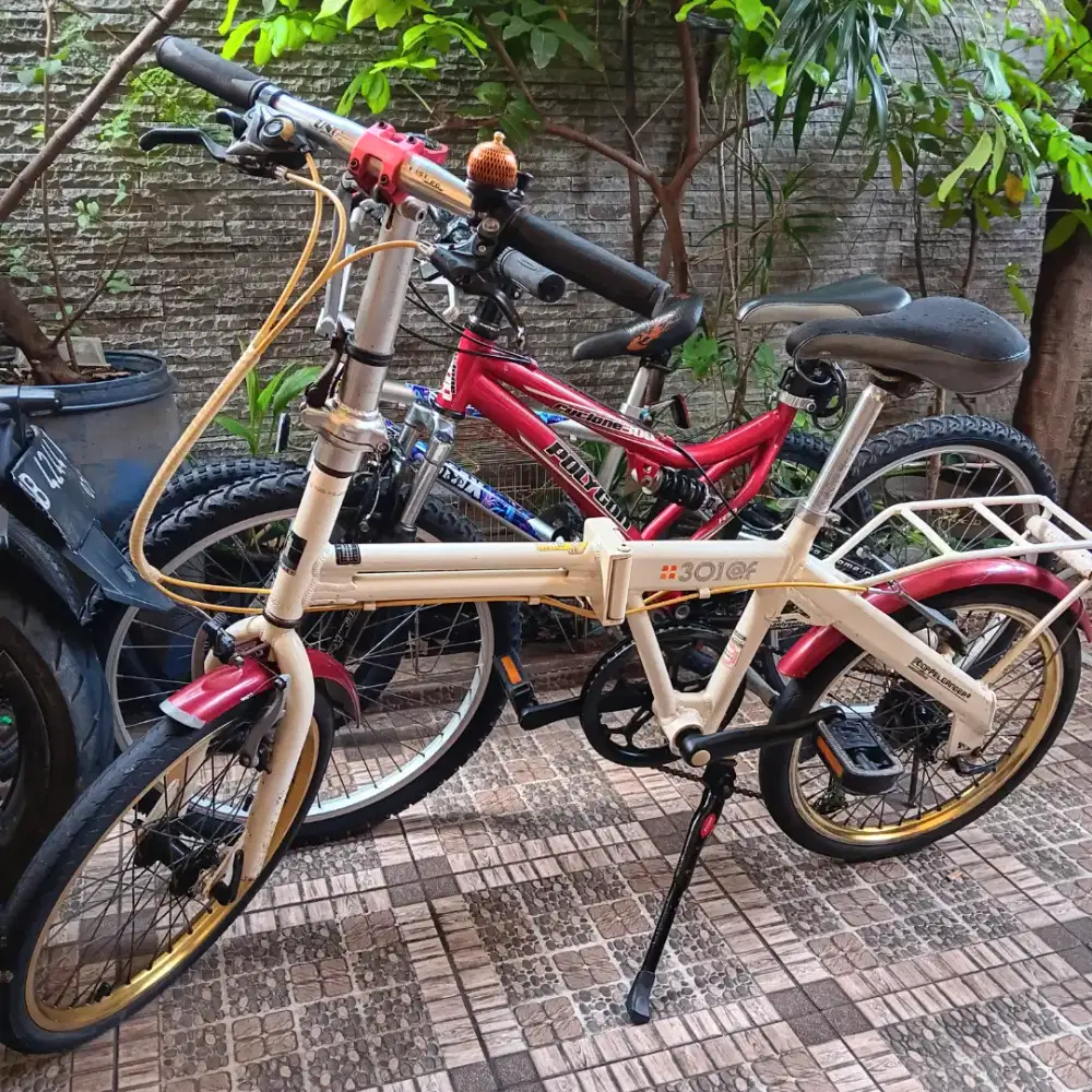 Sepeda lipat impor