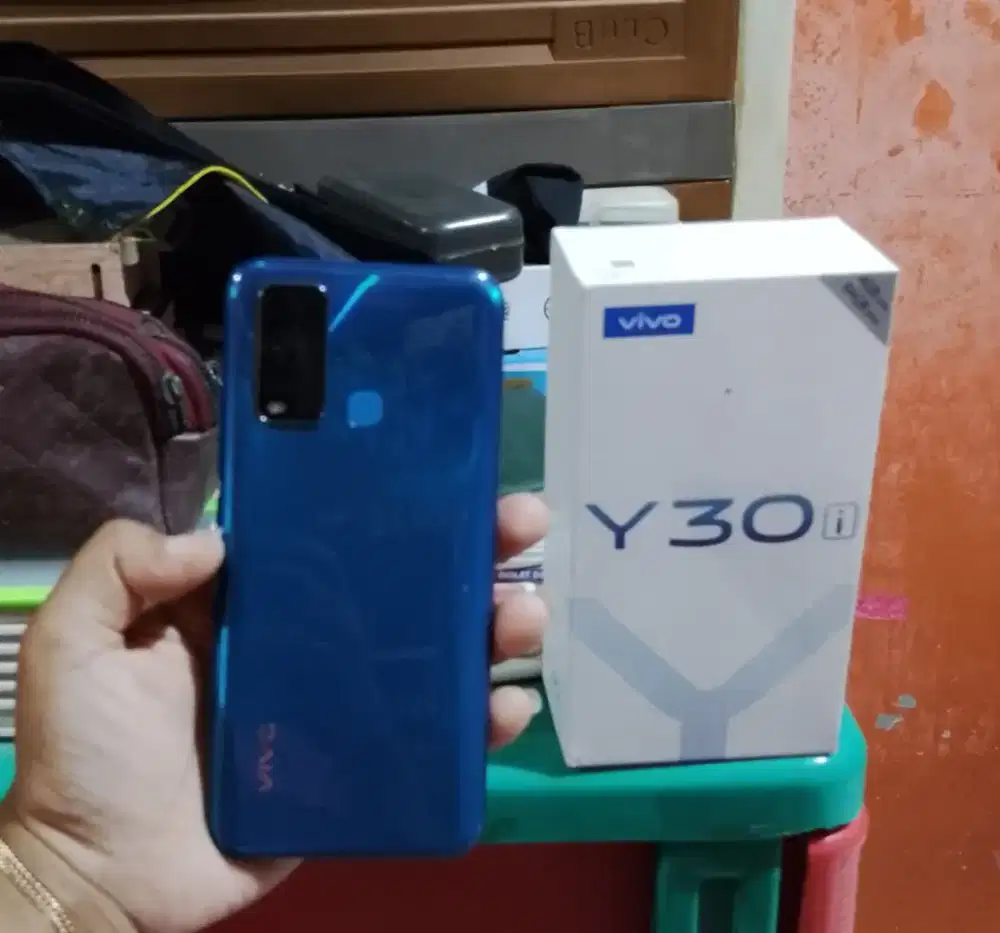 Vivo y30i ram 4/64 fullset.