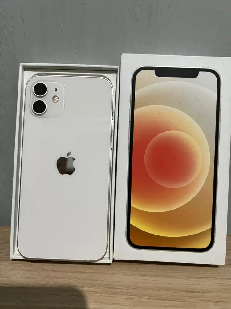 iPhone 12 128Gb - White