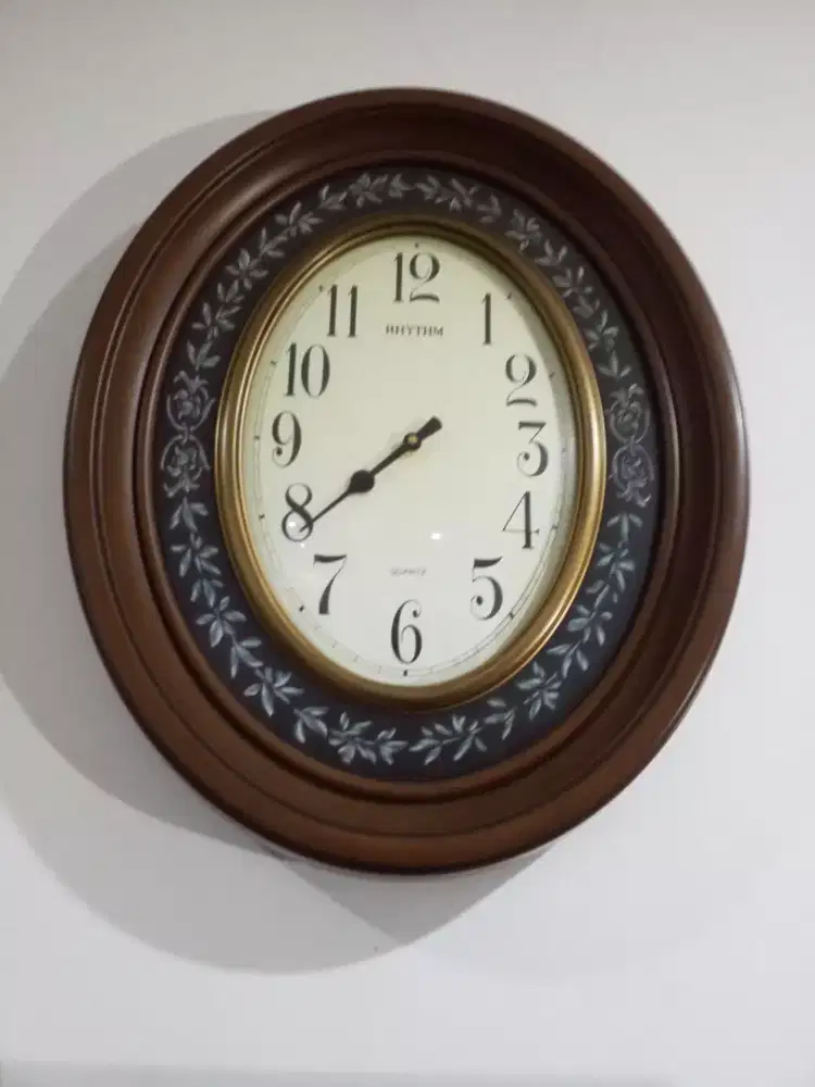 Decoratife Jam Dinding