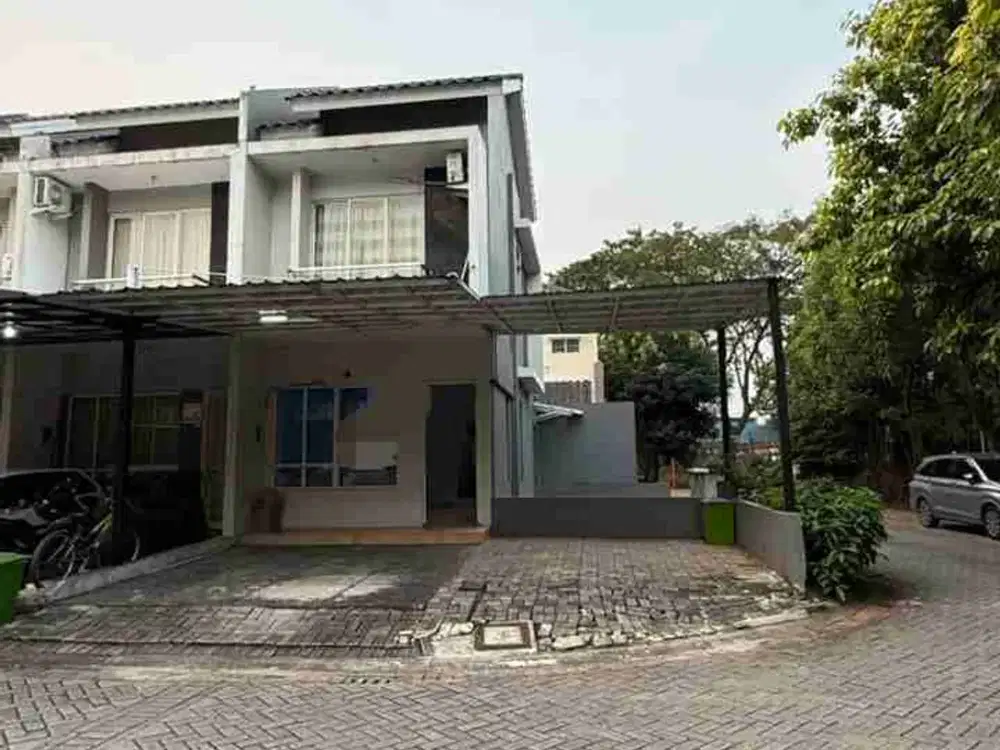 Disewakan rumah hoek rapih siap huni di Residence One-Bsd City(ada AC dan gorden)