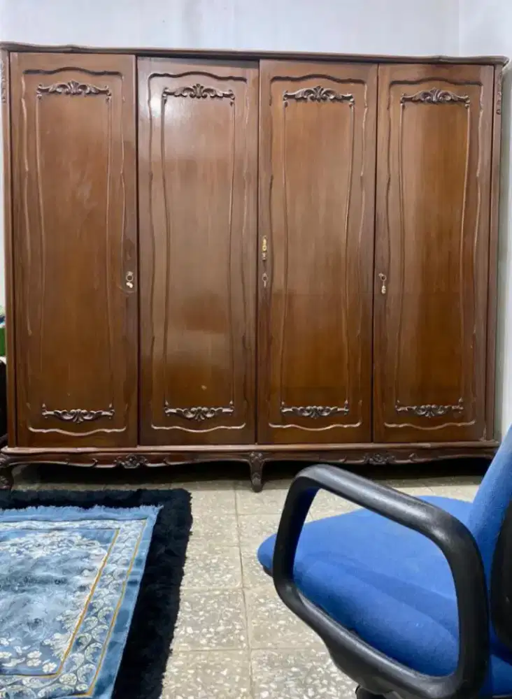 Jual Lemari Jati Antik 4 pintu