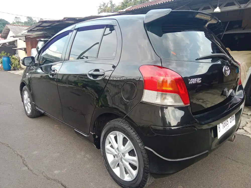 Toyota Yaris 2010 Bensin