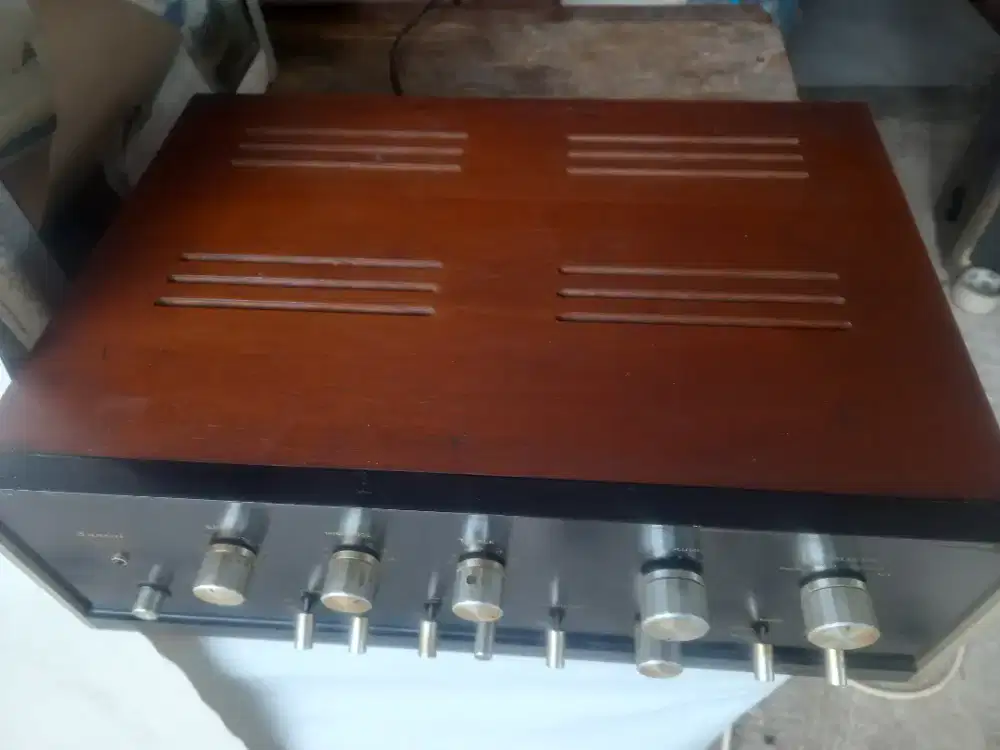 Sansui tipe Au 555A vintage ampli legenda Normal