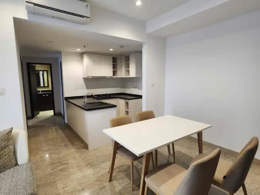Branz Apart tower East Pool View 2 BR Turun Harga !!