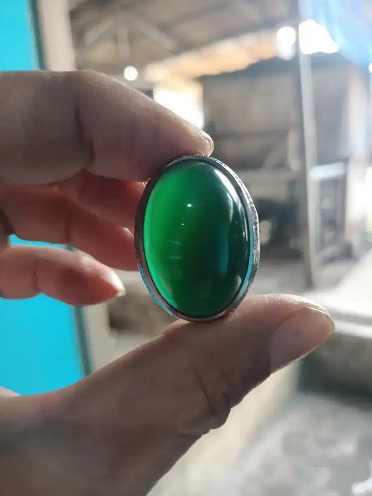 Batu Garut ijo botol