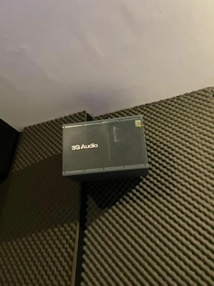 DIJUAL SPEAKER 3G AUDIO 1SET !!