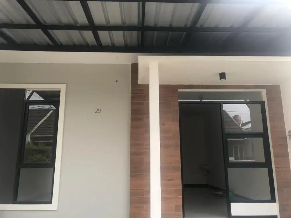 Disewakan Rumah Nyaman Aman Siap Huni Lokasi Strategis di Taman Kopo Indah 2 Bandung