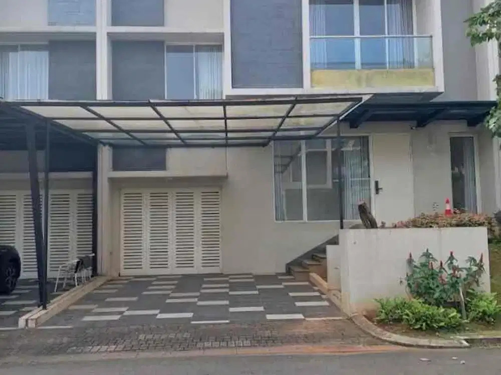 Cluster Mozart Symphonia GS dijual bagus lantai sudah Marmer Hadap Selatan