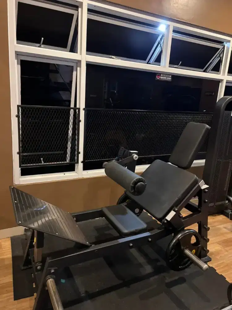 DHZ HIP THRUST ALAT FITNESS COMERCIAL GYM CENTER