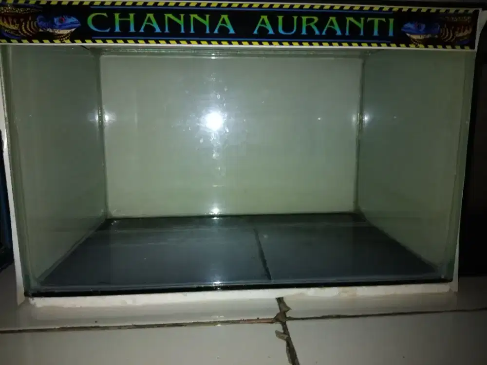 Akuarium 40x30x30 masi bagus