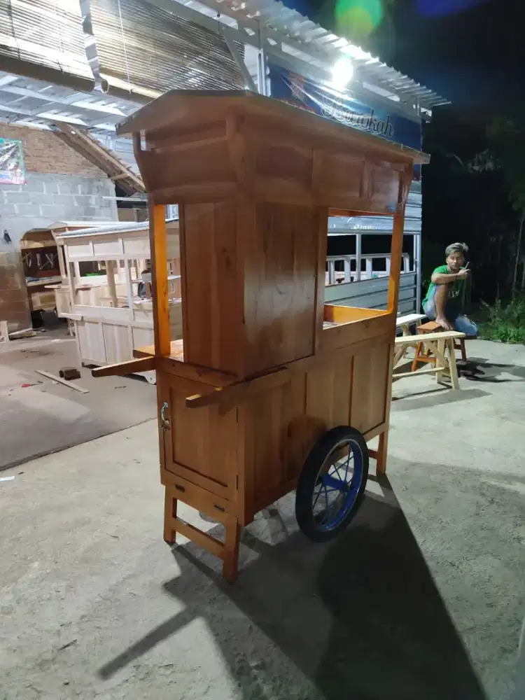 Aneka Gerobak Bakso Mie Ayam Bubur Sate Soto Angkringan Gorengan dlL