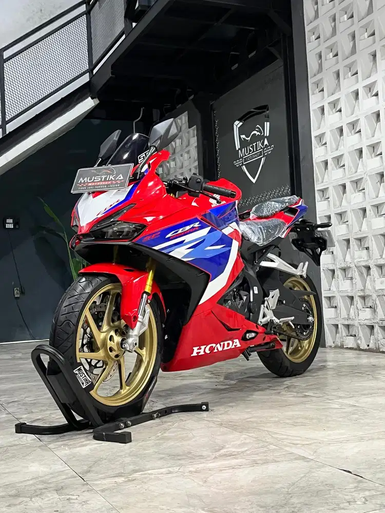 Odo 3RB!!Honda CBR 250 SP QS th 2023 - Ayu Mustika