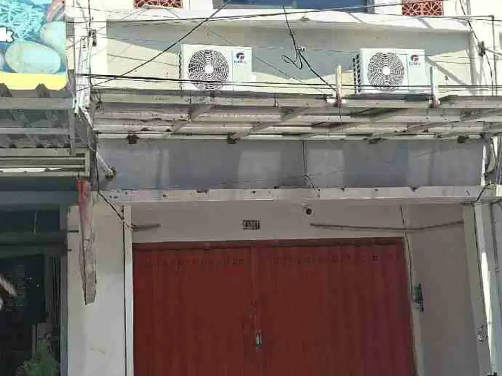 DI JUAL RUMAH
JLN  : RAYA BERLIAN BIRU PPS KAV 48
KEL. : SUCI 
KEC. : MANYAR 
KAB  : GRESIK