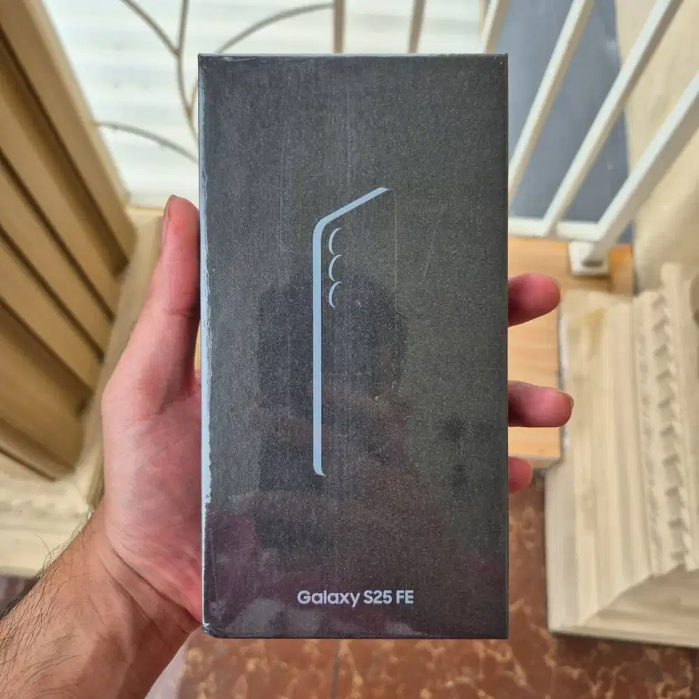 Samsung Galaxy S25 FE 8/256GB Baru & Segel Garansi Resmi SEIN