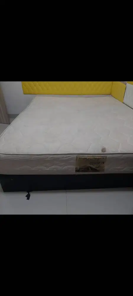Dijual spring bed no 2 merk guhdo