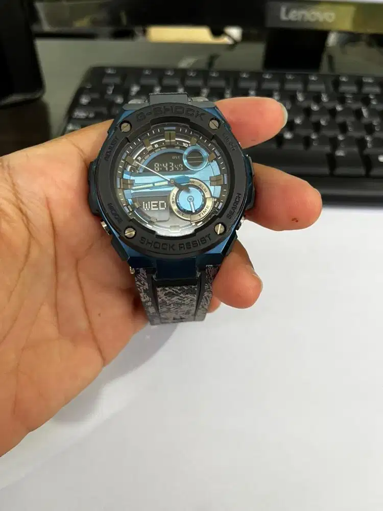 Casio G Shock GST 200 CP