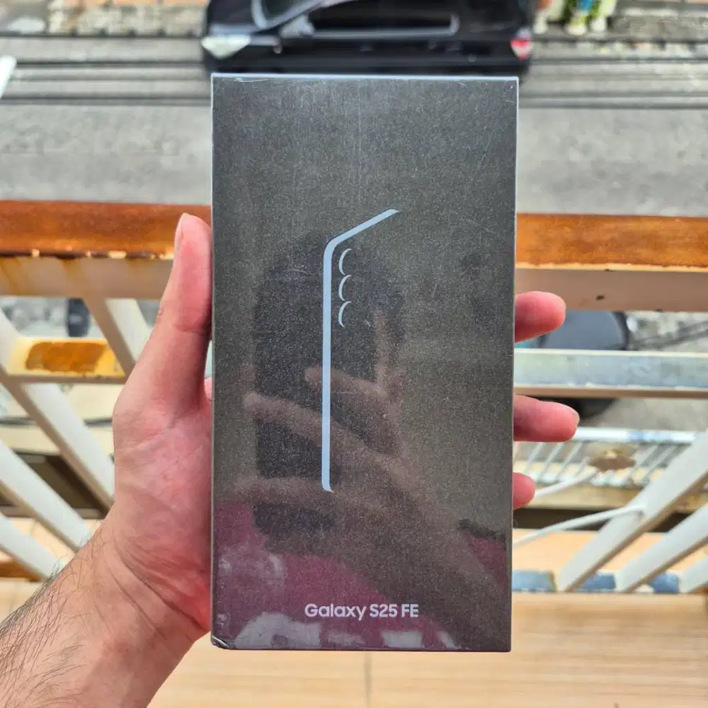 Samsung Galaxy S25 FE 8/256GB Baru & Segel Garansi Resmi SEIN