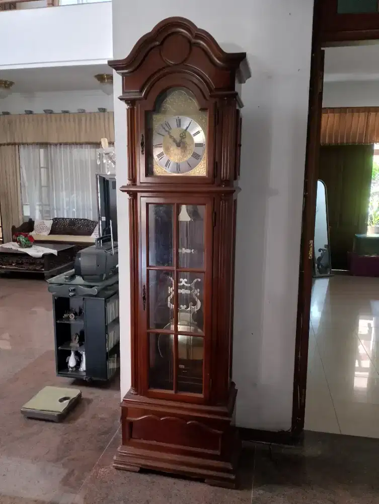 DIJUAL JAM PAJANGAN