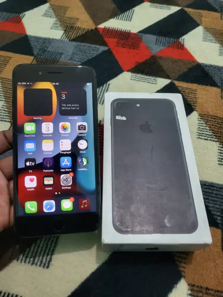 Jual cepat Iphone 7 plus 128GB Fullset