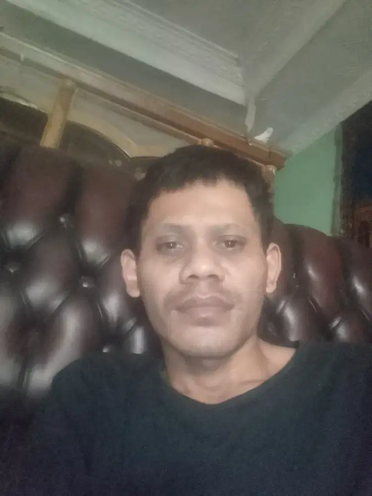 Sedang mencari dan membutuhkan pekerjaan