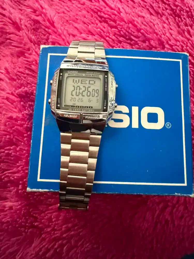 Casio illuminator like new