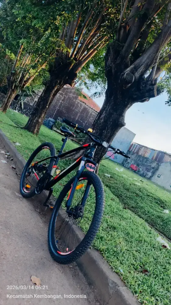 Sepeda Gunung MTB Genio M345 Like New Mulus