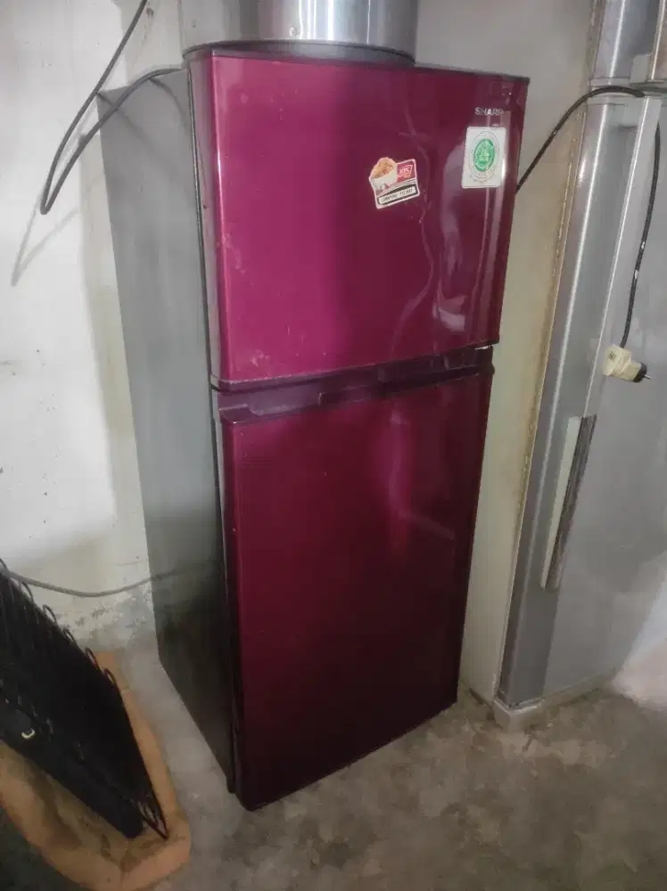 Kulkas Sharp 2Pintu super dingin