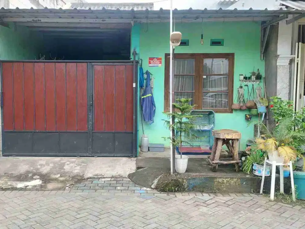 DI JUAL RUMAH

PERUM OMA INDAH BLOK F8 NO 31
KEL. : BRINGKANG 
KEC. : MENGANTI 
KAB  : GRESIK