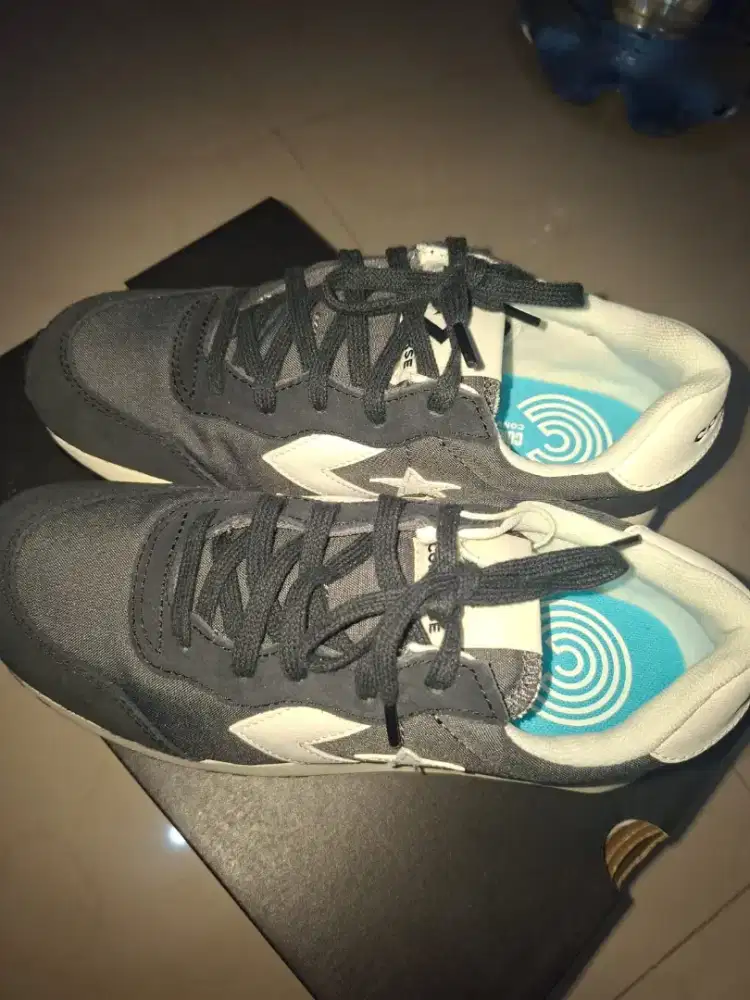 CONVERSE OMEGA TRAINER OX