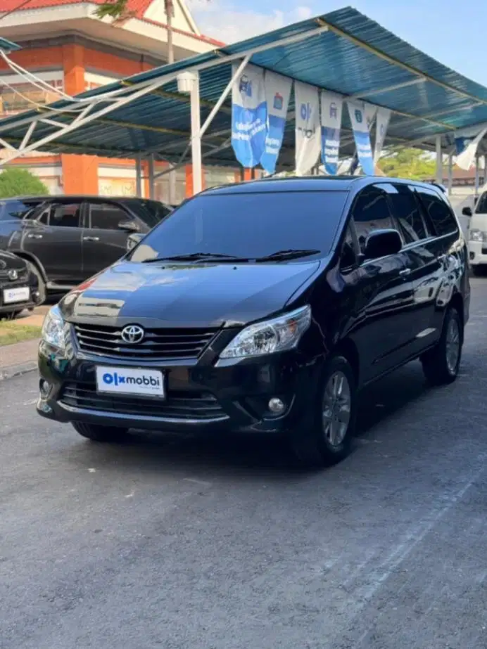 Toyota Kijang Innova 2.0 G Bensin MT 2012 Hitam