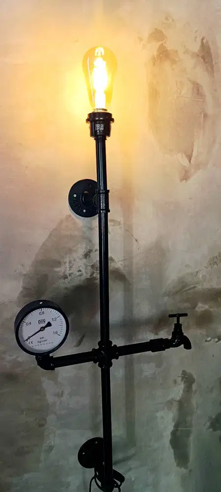 Lampu Dinding Industrial Water Pipe - Vintage Edison Style