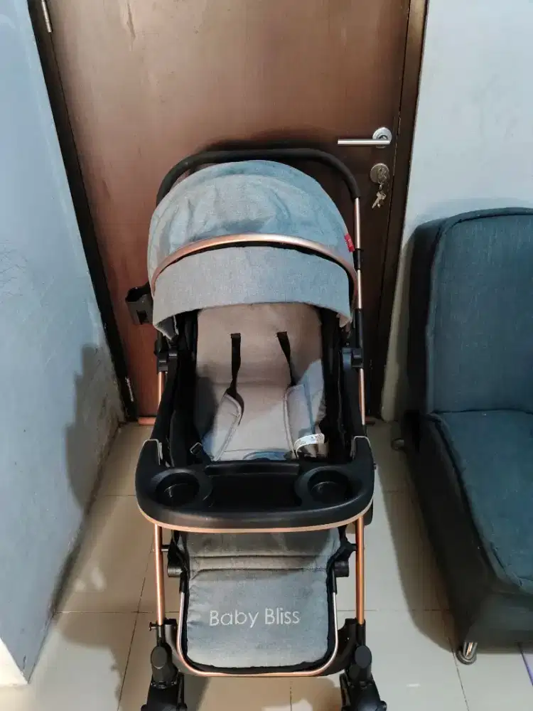 Kereta Dorong Bayi Premium Baja Karbon Tinggi – Stroller Lipat Praktis