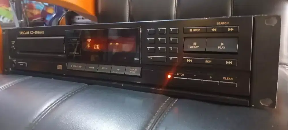 Tascam CD-401 MKII