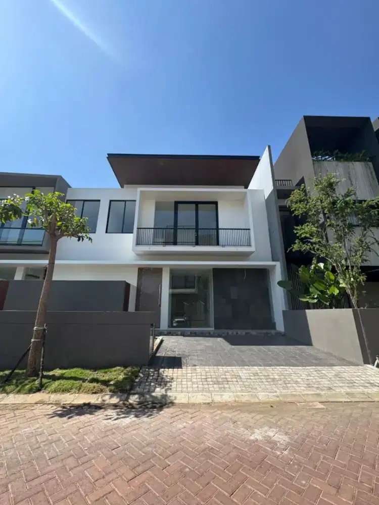 Rumah Baru Gress Dian Istana Surabaya Barat 2 Lantai Lokasi Strategis