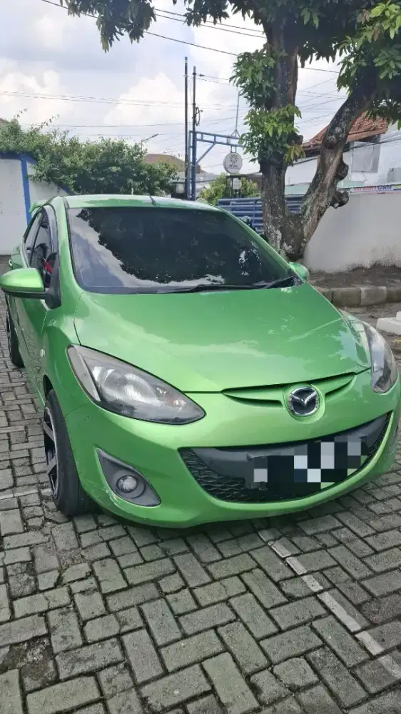 Jual Cepat Mazda 2 S Type 2011