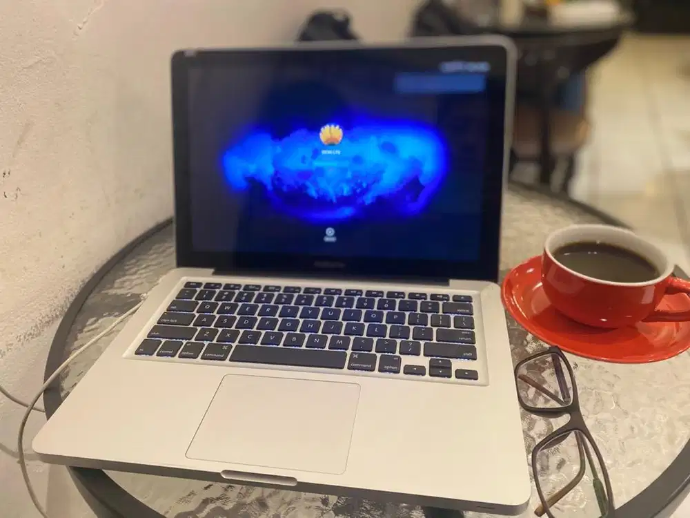 Macbook Pro 13 inch Core i5/4Gb/500Gb / 2012
